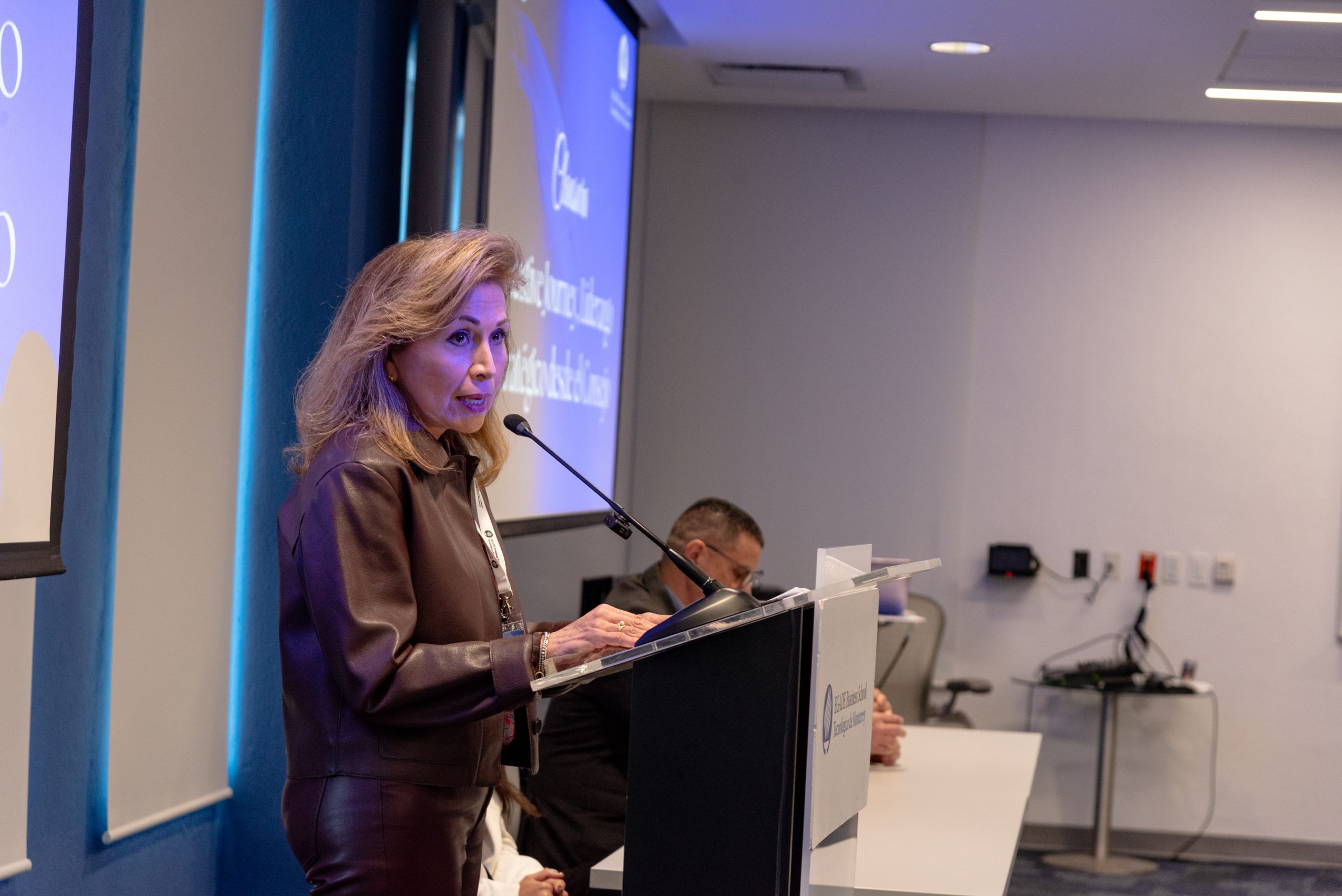 EnlaceGraduacion_22Ene26-13