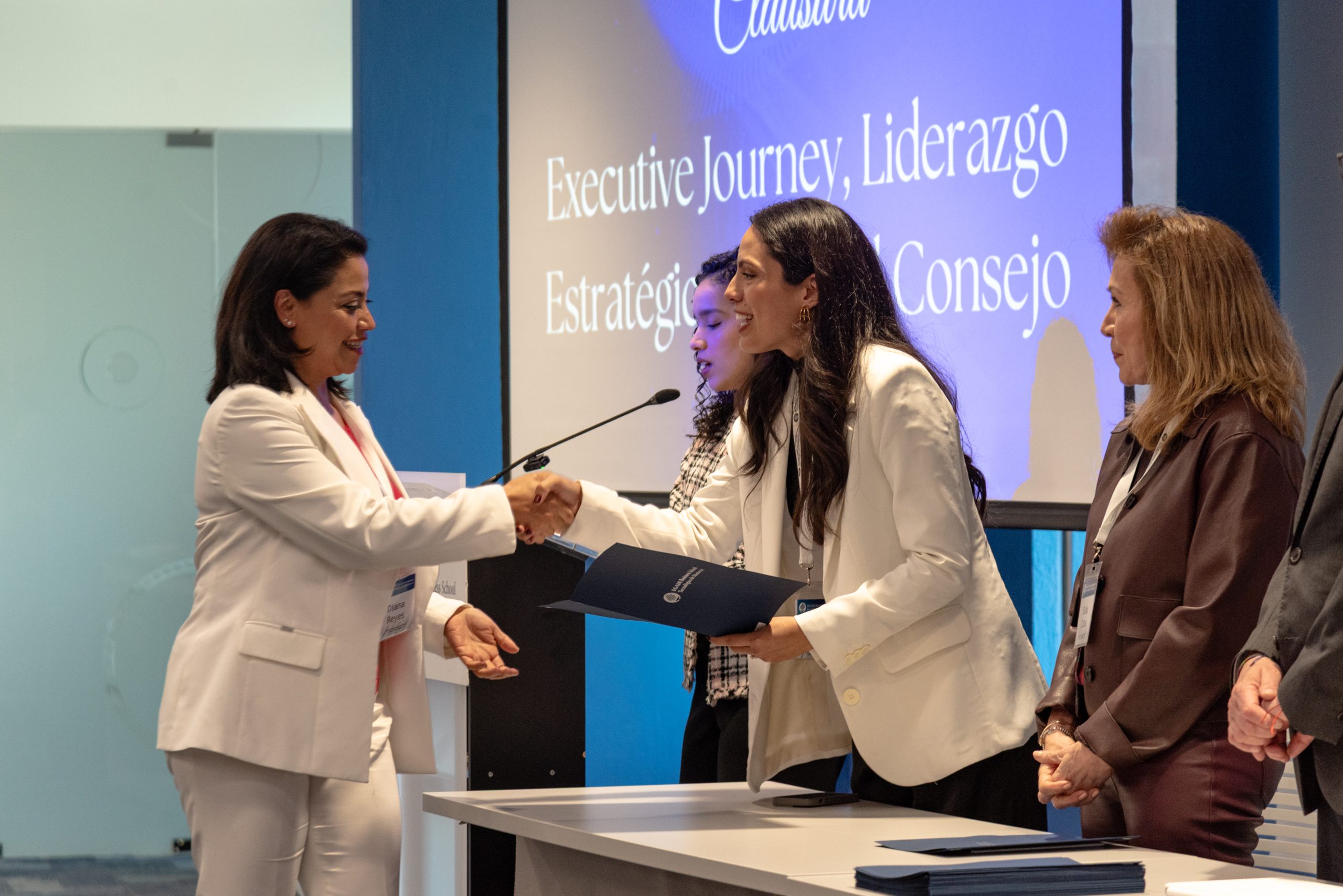 EnlaceGraduacion_22Ene26-35