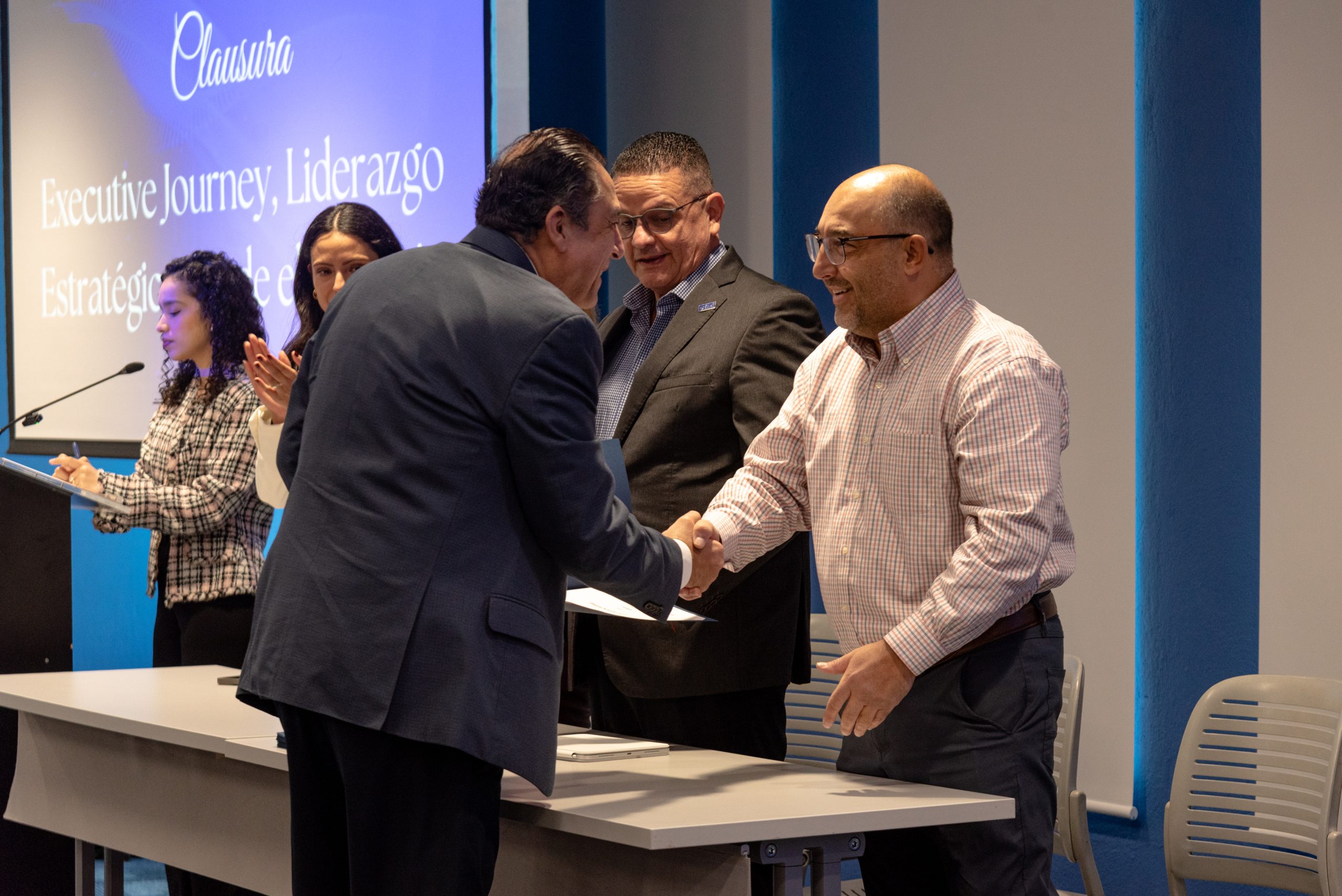 EnlaceGraduacion_22Ene26-38